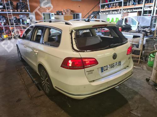 Used Front right lock VW PASSAT B7 Variant (365) 2.0 TDI (140 hp) 25666123
