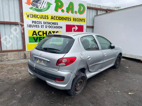 Right taillight PEUGEOT 206+ (2L_, 2M_) 1.4 HDi eco 70 | BP25667929C35 