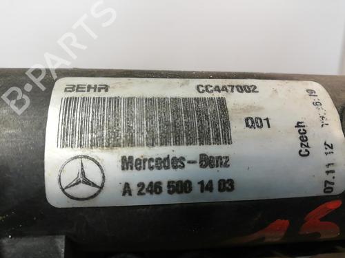 Used Water radiator MERCEDES-BENZ A-CLASS (W176) A 250 (176.044) (211 hp) 25670034