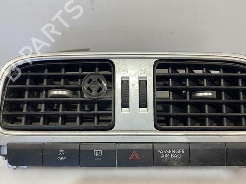 Used Air vent VW POLO V (6R1, 6C1) 1.2 (60 hp) 28601739