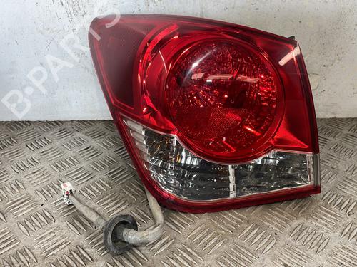 Used Right taillight CHEVROLET CRUZE (J300) 2.0 CDI (163 hp) 25666997