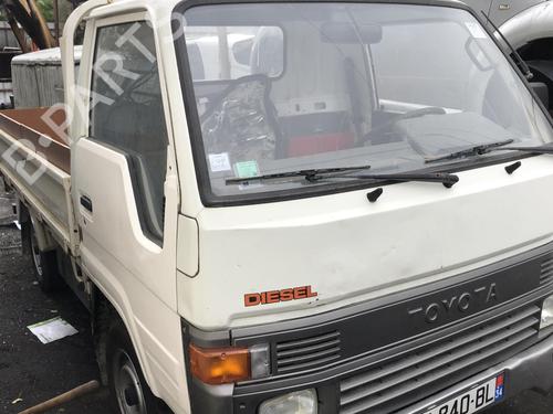 Pièces Détachées Usagées TOYOTA DYNA 100 Platform/Chassis (LY1_, YY1_) 2.4 D (LY100_) (79 hp) 2534731