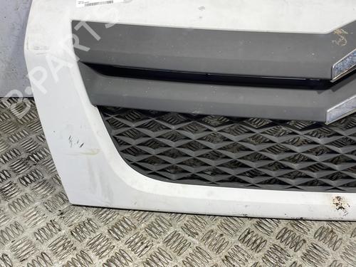 Grille CITROËN JUMPER II Van 2.2 HDi 130 | BP25668081C40 