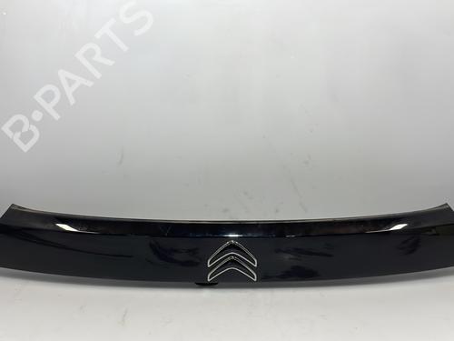 Used Licence plate light CITROËN C4 III (BA_, BB_, BC_) 1.5 BlueHDi 130 (BBYHZB) (131 hp) 25664108
