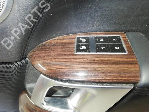 Used Front right panel Front right panel LAND ROVER RANGE ROVER SPORT II (L494) 3.0 SDV6 Hybrid 4x4 (292 hp) 25664990 25664990