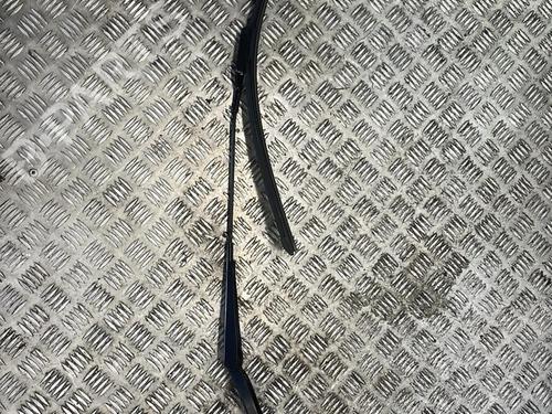 Used Front windshield wiper arm Front windshield wiper arm RENAULT TRAFIC III Van (FG_) 1.6 dCi 125 (FGMH) (125 hp) 25663564 25663564