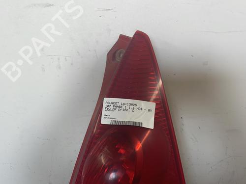 Right taillight PEUGEOT 107 (PM_, PN_) 1.4 HDi | BP25663247C35 