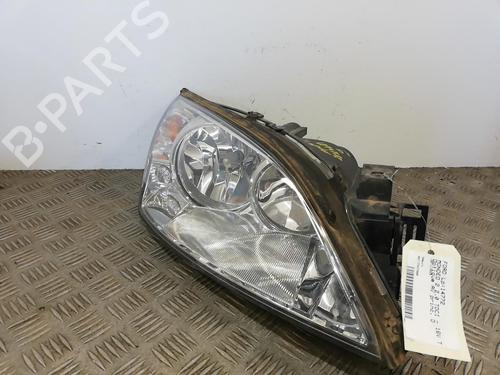 Right headlight FORD MONDEO III (B5Y) 2.0 16V TDDi / TDCi | BP25670127C29 