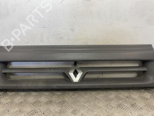 Used Grille RENAULT MASTER I Van (T__) 28-35 2,5 D (75 hp) 25667239
