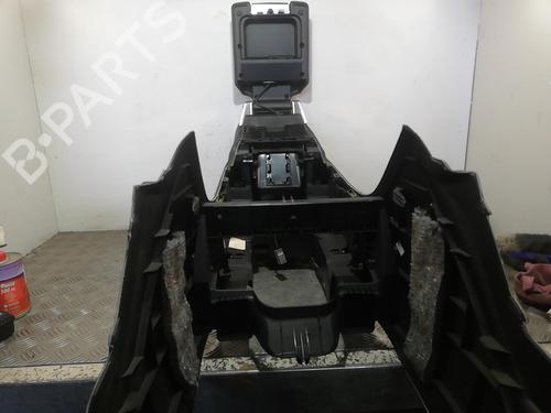 Armrest / Center console LAND ROVER RANGE ROVER SPORT I (L320) 3.0 D 4x4 | BP25664771I20 