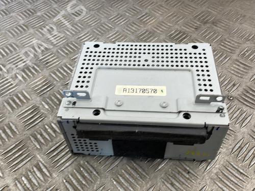 Sistema audio FORD ECOSPORT 1.0 EcoBoost (125 hp) 25665982