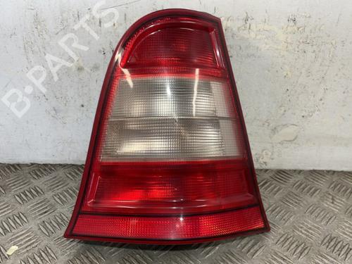 Højre baglygte MERCEDES-BENZ A-CLASS (W168) A 160 (168.033, 168.133) (102 hp) 25662063