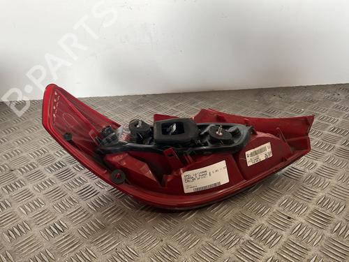 Høyre baklys OPEL CORSA D (S07) 1.0 (L08, L68) (65 hp) 25670401