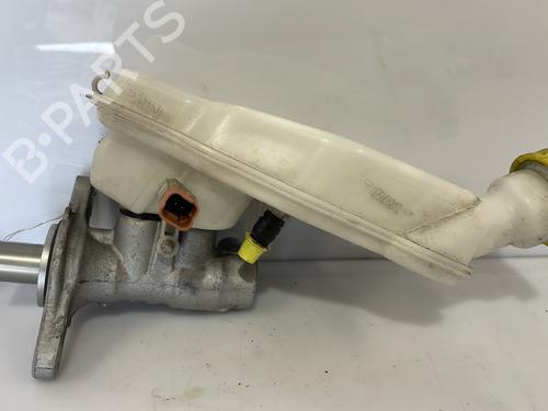 Used Brake master cylinder PEUGEOT 208 I (CA_, CC_) 1.2 VTI 82 (82 hp) 25664041