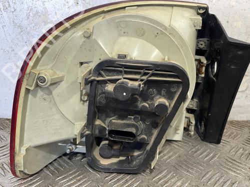 Lampa tylna prawa VW TOUAREG (7LA, 7L6, 7L7) 3.0 V6 TDI | BP25664353C35 
