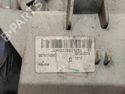 left-taillight-peugeot-2008-i-cu_-2013-32326728 main image