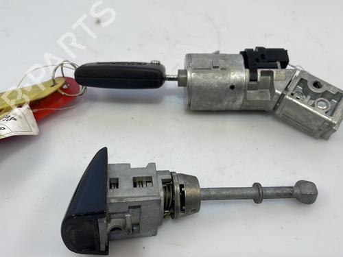 Used Ignition barrel PEUGEOT RCZ 1.6 16V (156 hp) 25669071