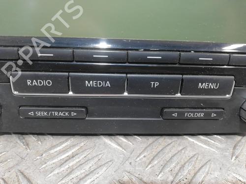 Bilradio VW GOLF PLUS V (5M1, 521) 1.4 TSI (122 hp) 25664903