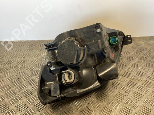 Right headlight FORD FIESTA V (JH_, JD_) 1.4 TDCi | BP25670471C29 