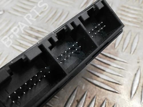 Elektronische module VW PASSAT B7 Variant (365) 2.0 TDI (140 hp) 25670278