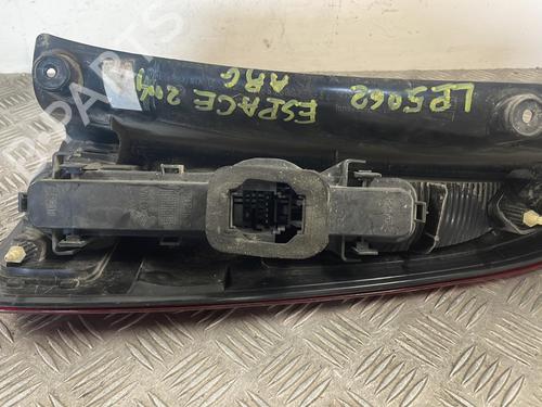 Used Left taillight RENAULT ESPACE IV (JK0/1_) 2.2 dCi (JK0H) (150 hp) 25665690