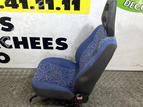 Used Right front seat Right front seat FIAT DOBLO Box Body/MPV (223_) 1.9 D (223ZXB1A) (63 hp) 25667076 25667076