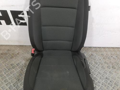 Used Left front seat Left front seat VW GOLF VI (5K1) 2.0 TDI (110 hp) 25664926 25664926
