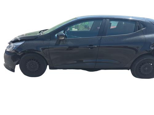 left-front-door-renault-clio-iv-bh_-2012-2013-2014-2015-2016-2017-2018-2019-2020-2021-36305384 main image