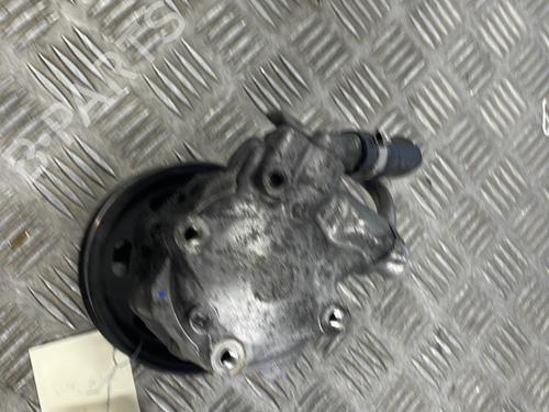 Used Steering pump AUDI A4 B8 Avant (8K5) 2.0 TDI (143 hp) 25667998