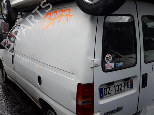 Right headlight CITROËN JUMPY I Van (BS_, BT_, BY_, BZ_) 1.9 D 70 | BP25669453C29 