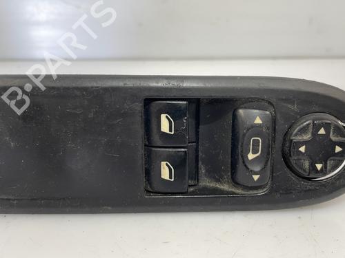 Used Left front window switch PEUGEOT 308 I (4A_, 4C_) 1.6 HDi (109 hp) 25666775