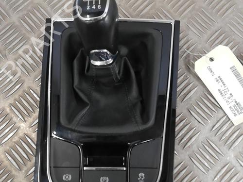 Used Shift knob Shift knob SKODA KAROQ (NU7, ND7) 1.6 TDI (115 hp) 25665823 25665823
