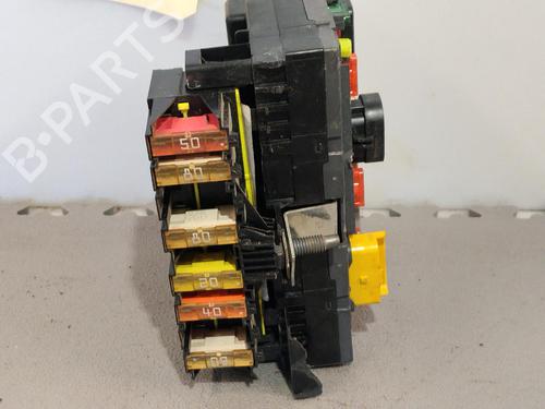 Fuse box CITROËN C5 III (RD_) 1.6 HDi 110 (RD9HZC) | BP39213114E1 - Image 3