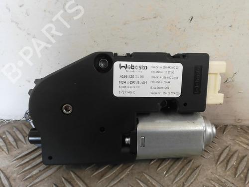 sunroof-engine-mercedes-benz-gl-class-x166-2012-2013-2014-2015-25662522 main image