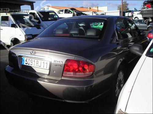 Cristal de espejo izquierdo HYUNDAI SONATA IV (EF) 2.7 V6 (173 hp) 25670416