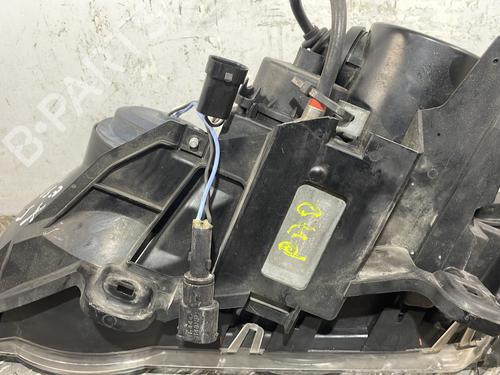 Right headlight BMW X5 (E53) 3.0 d | BP25667084C29 