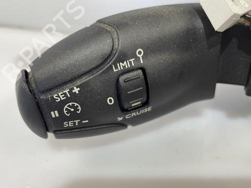 Used Steering column stalk Steering column stalk PEUGEOT 207 (WA_, WC_) 1.4 (73 hp) 28601730 28601730