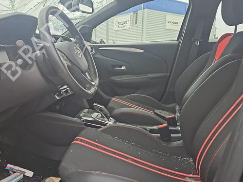 Sæde venstre fortil OPEL CORSA F (P2JO) 1.2 (68) (101 hp) 31830141