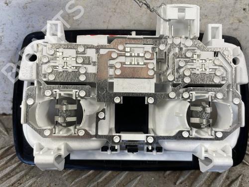 Used Interior roof light Interior roof light RENAULT CLIO V (B7_) 1.5 Blue dCi 100 (B7AD) (101 hp) 25664543 25664543