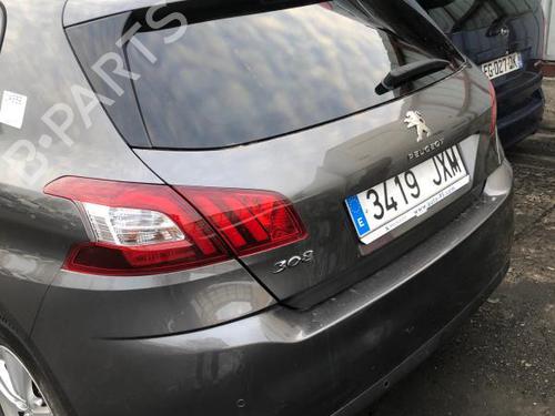 Left tailgate light PEUGEOT 208 II (UB_, UP_, UW_, UJ_) e-208 | BP25668001C79 