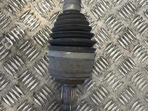 Used Right front driveshaft Right front driveshaft RENAULT LAGUNA III (BT0/1) 1.5 dCi (BT00, BT0A, BT0T, BT1J) (110 hp) 25670857 25670857