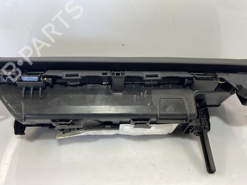 glove-box-tesla-model-3-5yj3-2017-26508438 main image