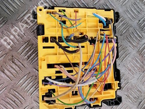 Fuse box PEUGEOT 2008 I (CU_) 1.6 VTi | BP25670804E1 - Image 3