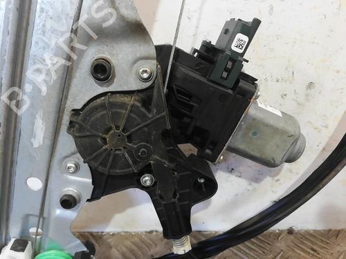 Vindusheismekanisme høyre foran AUDI A4 B6 Avant (8E5) 1.9 TDI (130 hp) 25669985