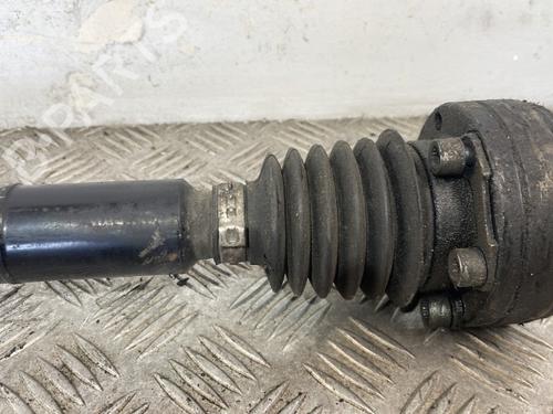 Used Right front driveshaft Right front driveshaft VW POLO III (6N1) [1994-1999] 25669676 25669676