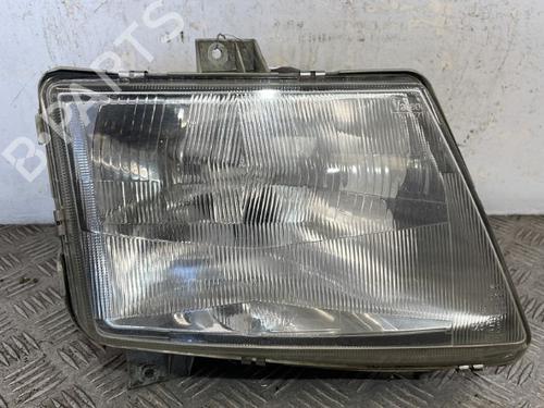 Used Right headlight MERCEDES-BENZ VITO Van (W638) 110 CDI 2.2 (638.094) (102 hp) 25664607
