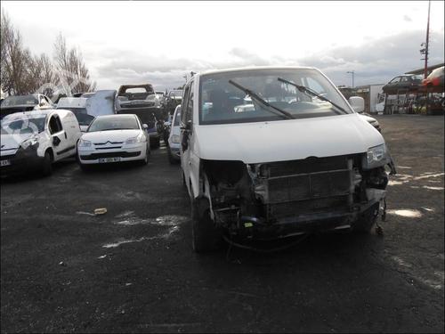 Left headlight VW TRANSPORTER T5 Van (7HA, 7HH, 7EA, 7EH) 2.5 TDI | BP25667087C28 