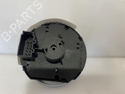 Used Headlight switch Headlight switch VW GOLF VII (5G1, BQ1, BE1, BE2) 1.4 TSI (140 hp) 27919817 27919817