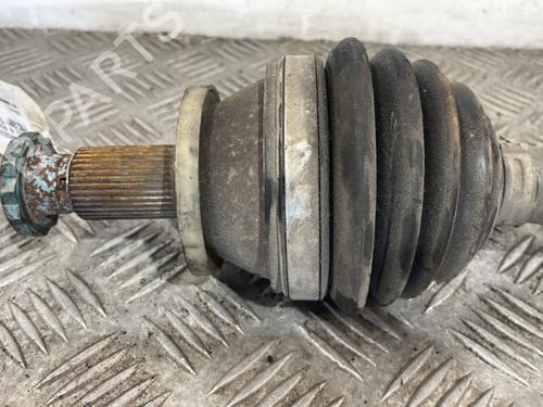 Right front driveshaft VW POLO IV (9N_, 9A_) 1.2 12V | BP25669675M39
