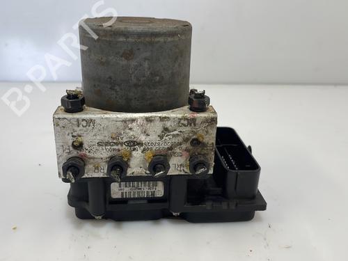 Used ABS pump KIA CEE'D SW (ED) 1.6 CRDi 115 (115 hp) 25668367